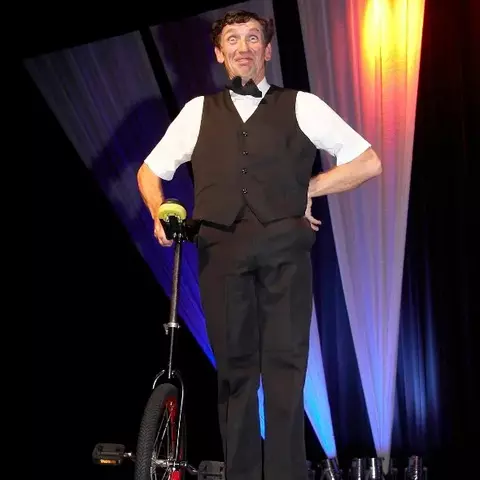 Rudi Show - Der verrükte Kellner