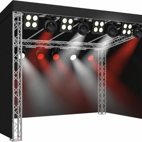 Bühne mit Schrägdach